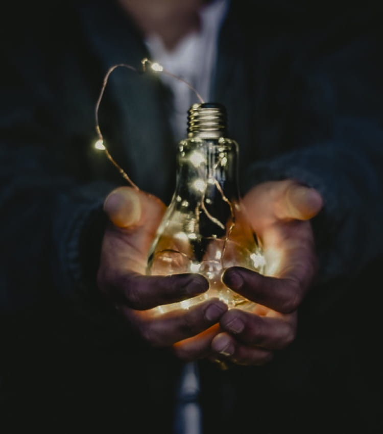 事業内容のメインビジュアル