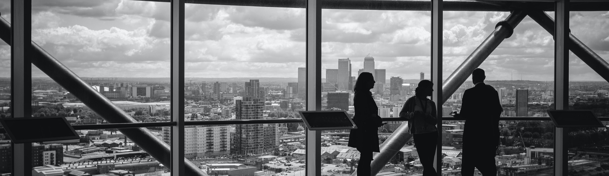 お知らせページのメインビジュアル